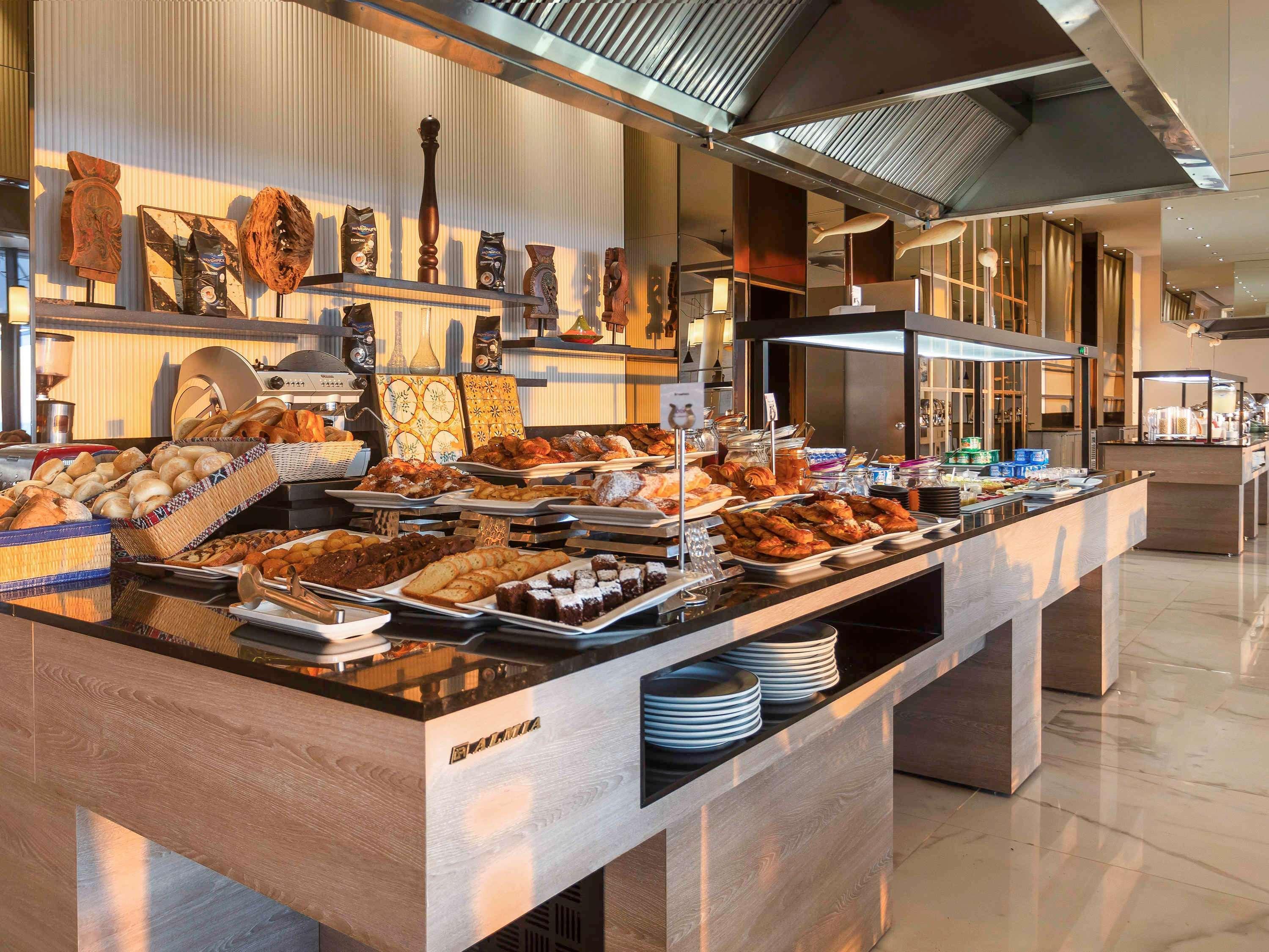 Moevenpick Hotel Gammarth Tunis La Marsa Eksteriør bilde